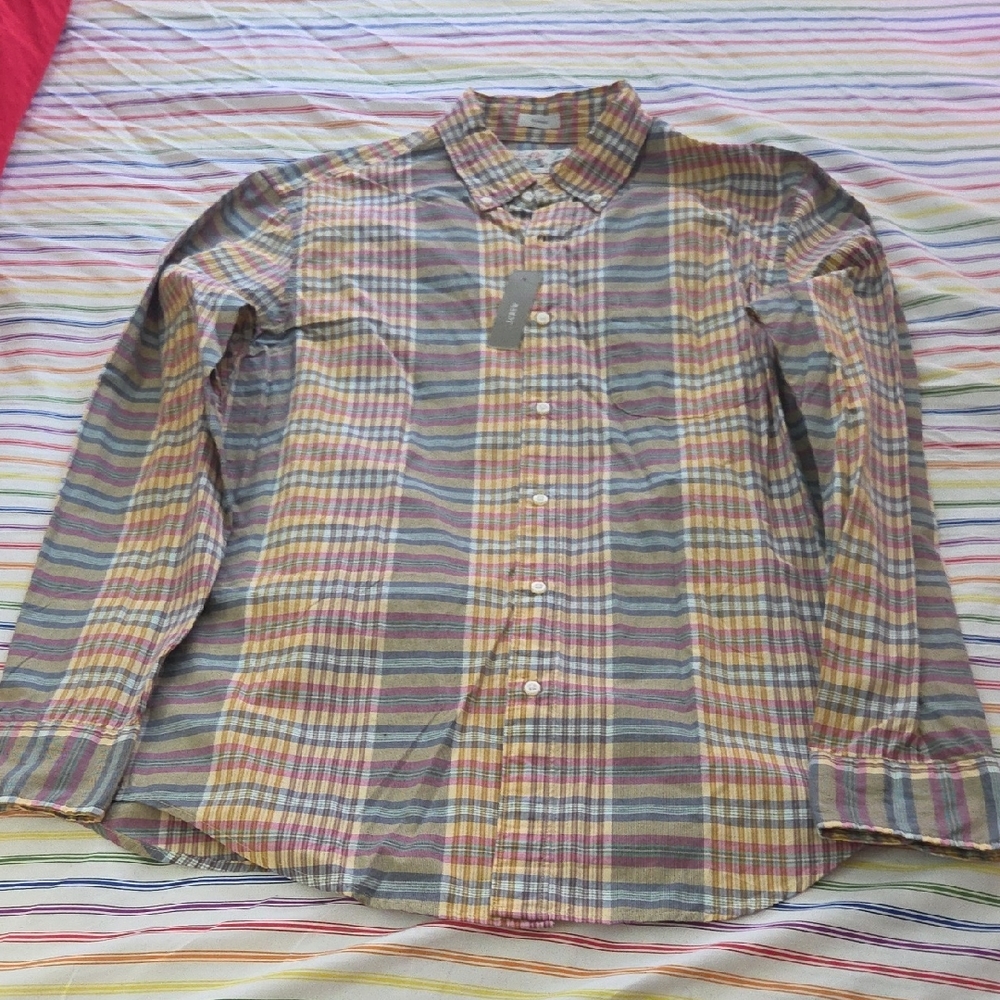 Men's Plaid Button-Down Shirt